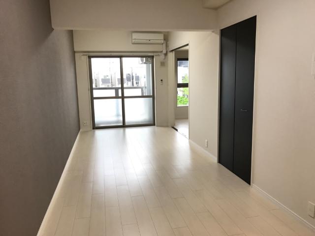 302号室