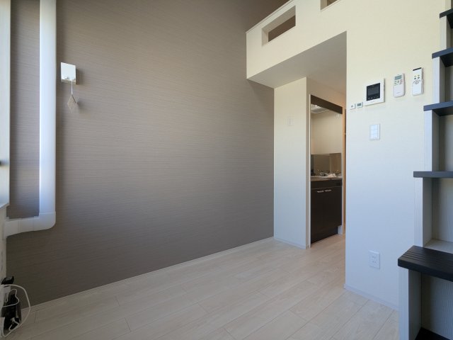 エイチワイコネクト東大泉0205号室 リビング