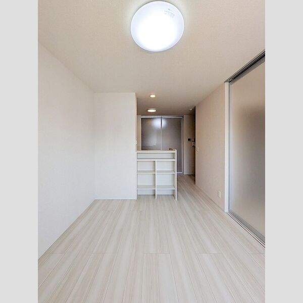 102号室