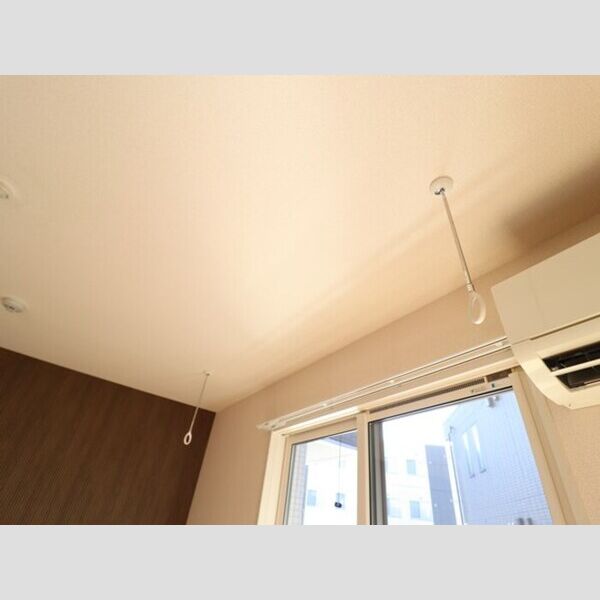 サンモールおおたかの森105号室 室内物干し