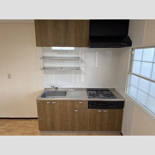 ドミール穴川 システムキッチン