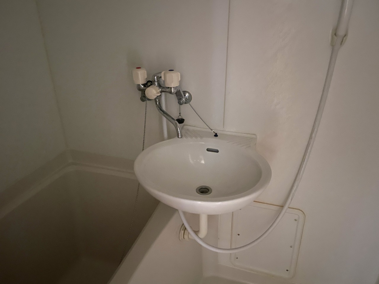 レオパレスＫＥＩ205号室 内観