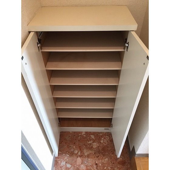 プリマヴェーラ問屋町 シューズボックス