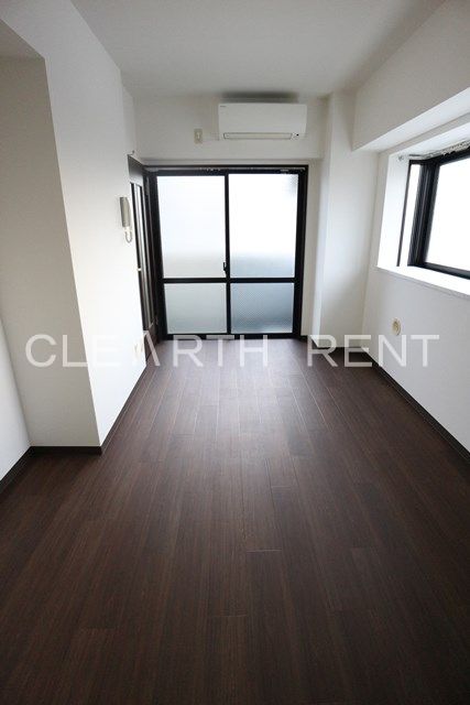 リーセントパレス宮崎 ☆角部屋・2面採光の明るい居室☆