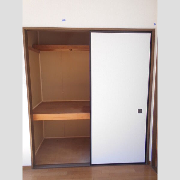 タウンコート(鶴ヶ島)202号室 収納