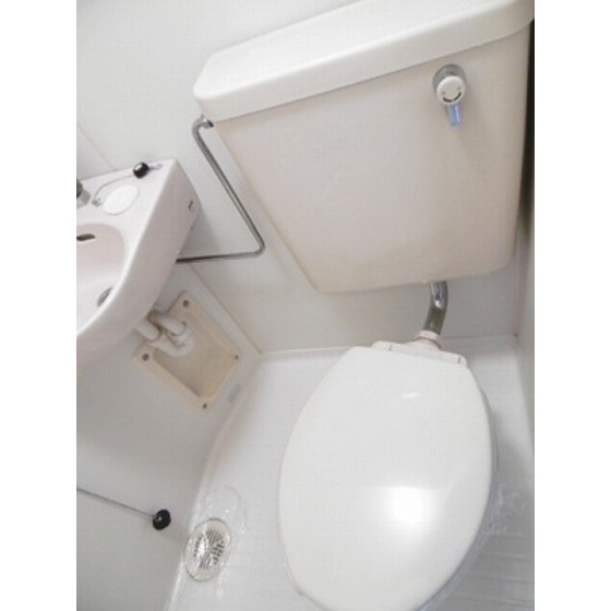 メゾン丸十0802号室 トイレ