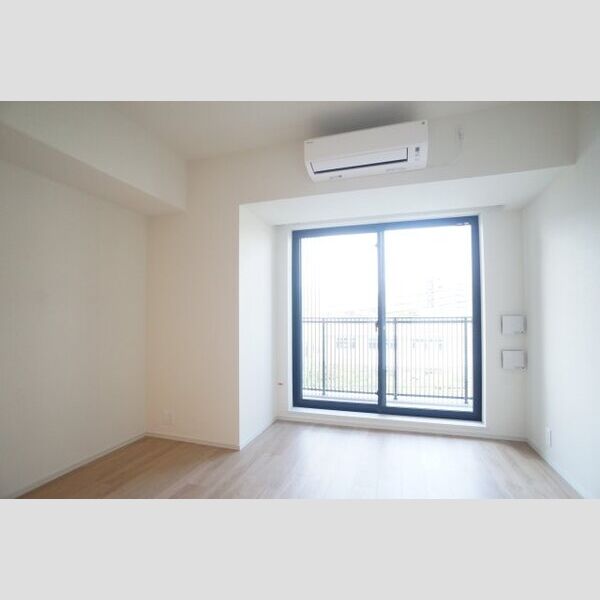 プライムメゾン亀戸401号室 白を基調とした明るい室内