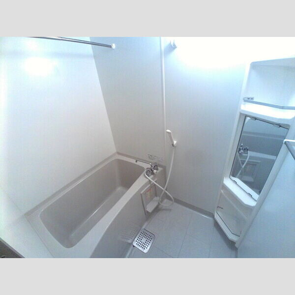 シェドプール 浴室乾燥機のついた浴室