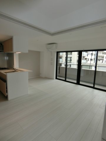 ｅｋｉｓｍ国立 リビング