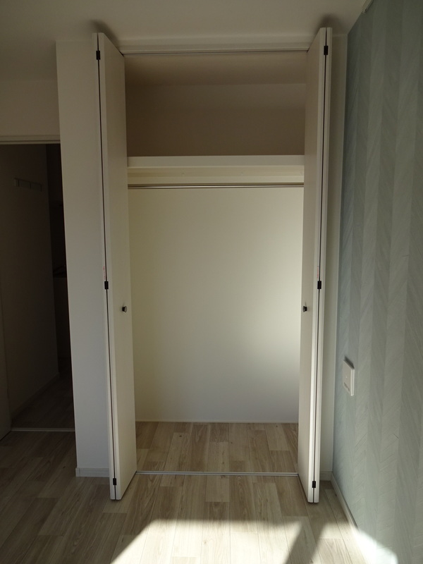 サンライズ寿町2階 収納