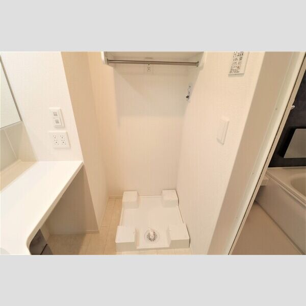 ストリーム久米川 室内洗濯機置場