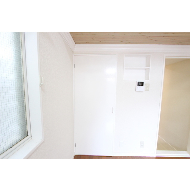 アクセス札場町 内観