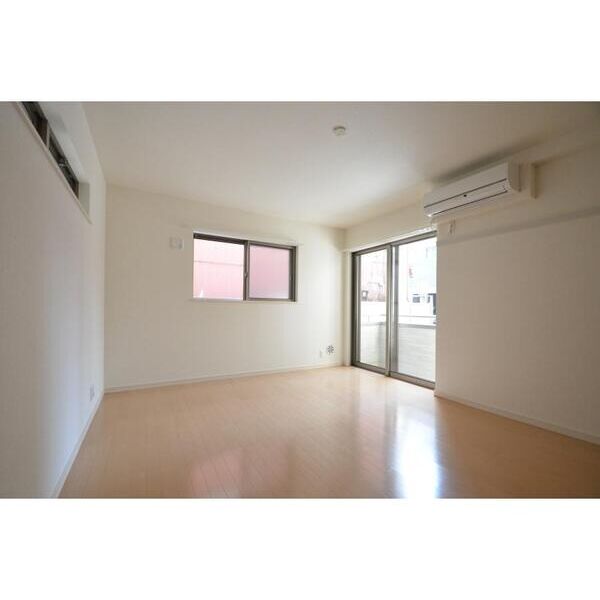 ブルーミングフィルド川崎 リビング