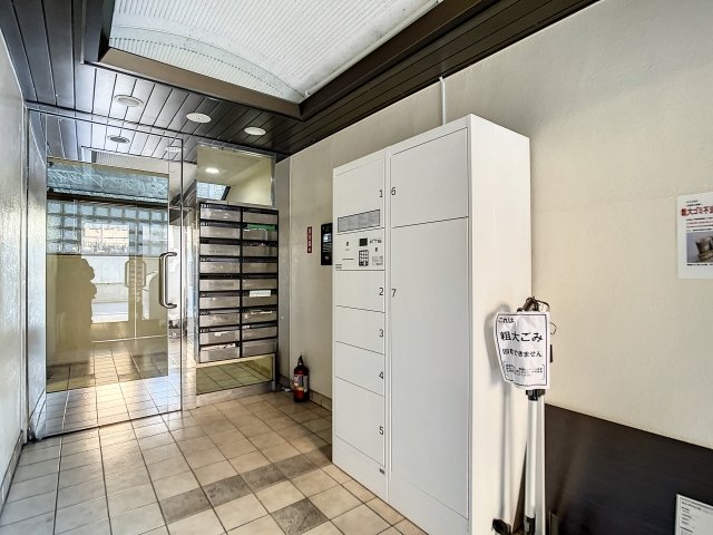 ＡＤＸ目白205号室 エントランス