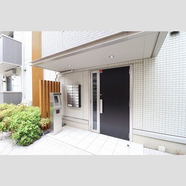 ANNEX〔アネックス〕206号室 エントランス