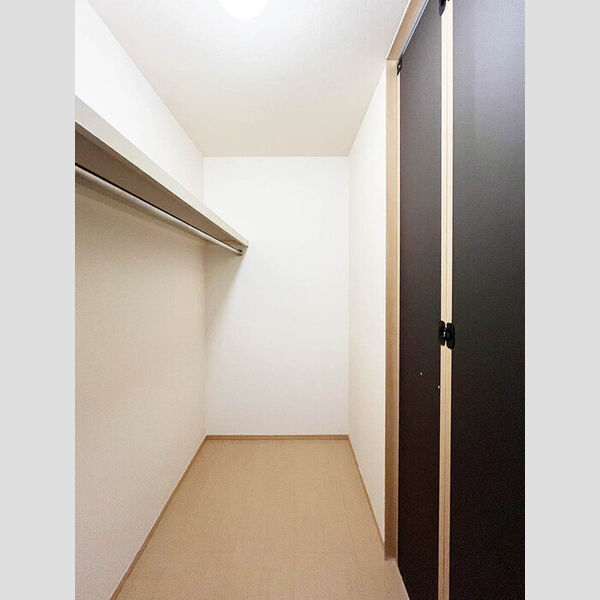 クレシア102号室 収納