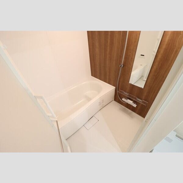 ハイクレスト301号室 浴室