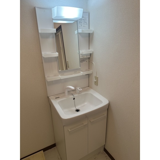 プレジール I201号室 内観