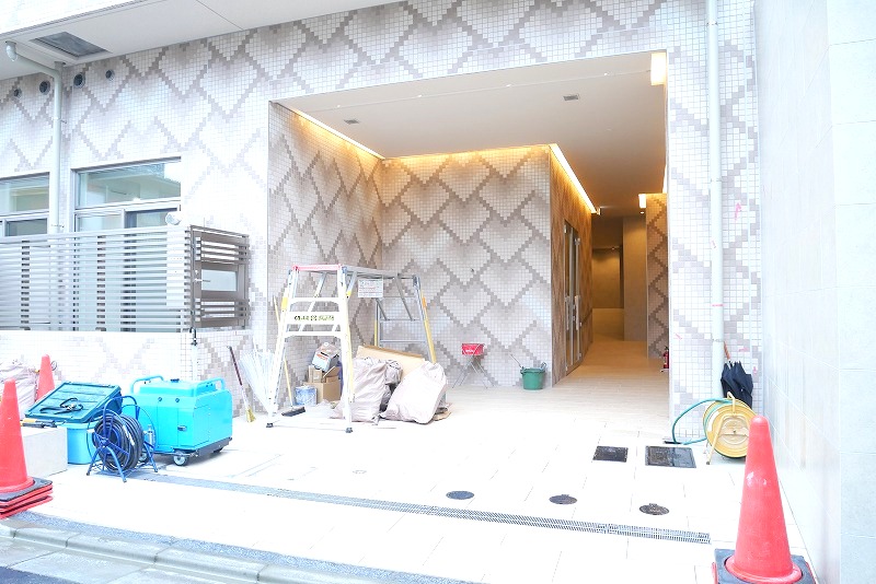 PREMIUM CUBE G 北新宿DEUX1階 外観