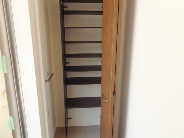 リブレ（Ｌｉｂｒｅ）聖蹟202号室 同建物別部屋の参考画像