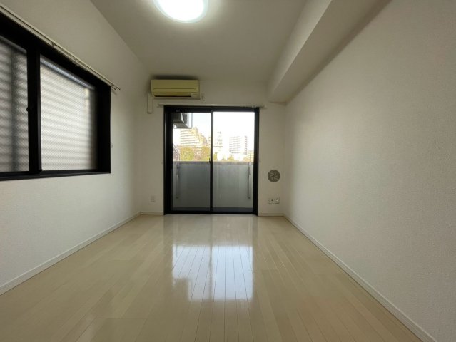 グラントゥルース目黒花房山 リビング