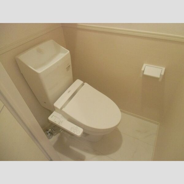 J-room 302(トイレ)