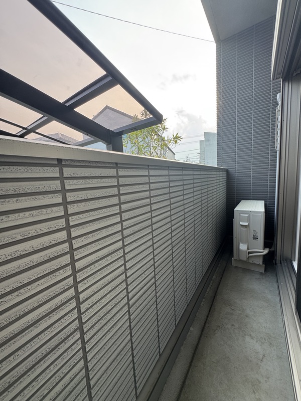 Ｂｅｌｌｅ　Ｌｅａｄ バルコニー