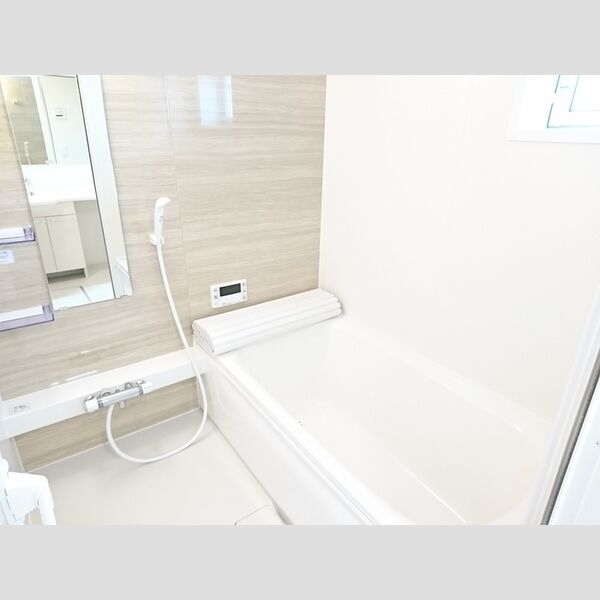 ロイジェントパークス レイクタウン Ⅱ　J301号室 バス