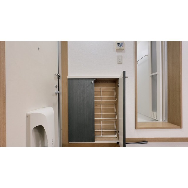 アヴェニール湘南Ⅰ 左冷蔵庫・右洗濯機