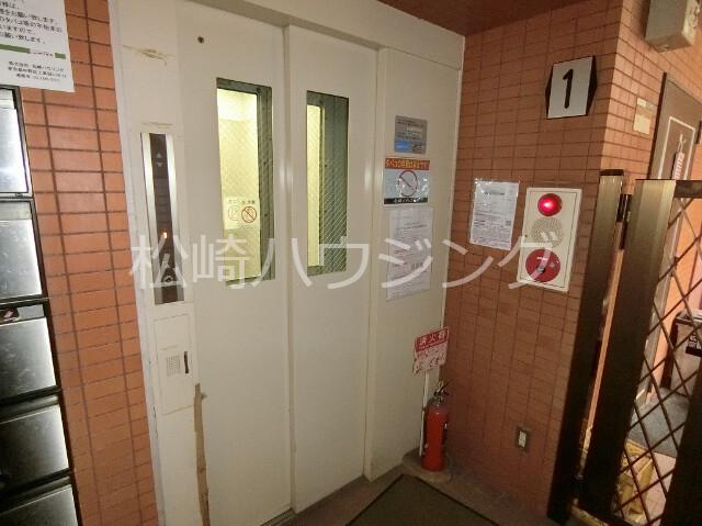 KATOマンション3階 エントランス