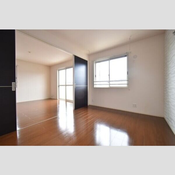 south wind Ⅱ201号室 居室とリビングダイニング