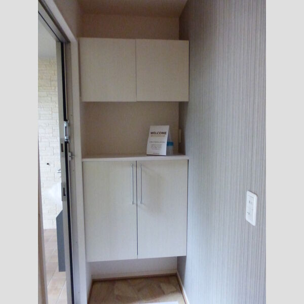 クレールメゾン　D102号室 玄関