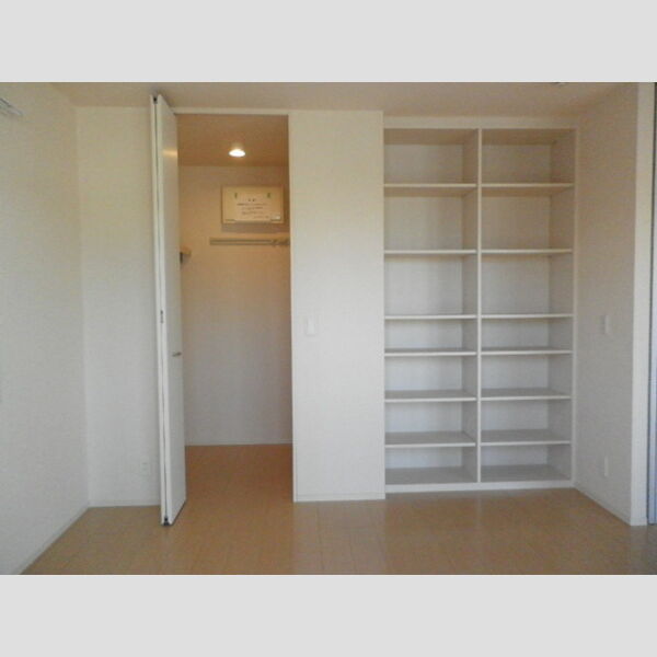 アズール　B 収納