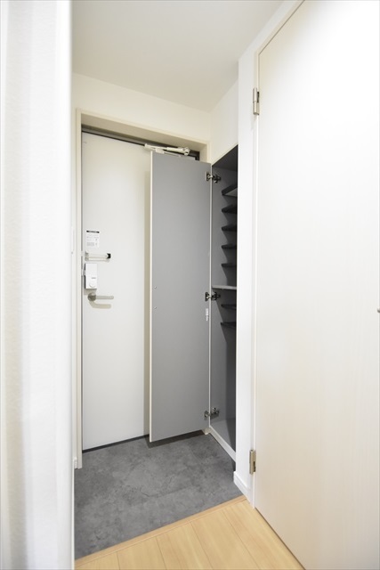 ＣＲＡＳＴＩＮＥ土呂 玄関