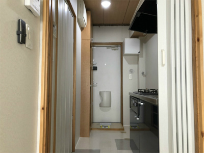 DAIYU24番館2階 玄関