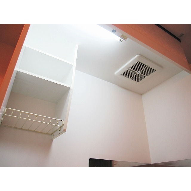 アンプルール フェール レーベン305号室 キッチン