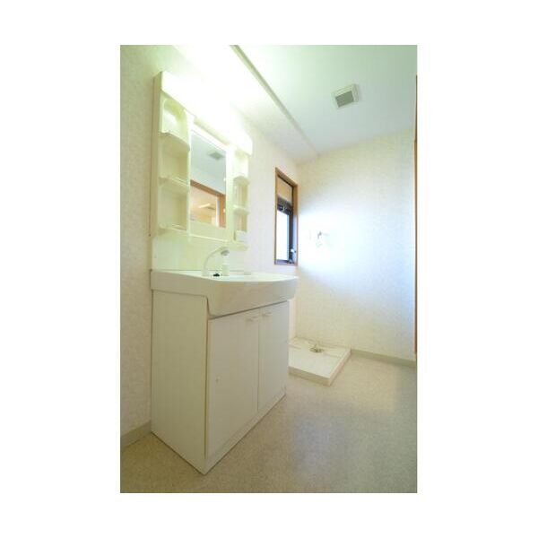 ウイングピア美園601号室 洗面