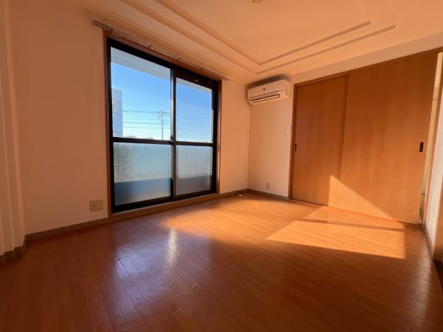 湘南アクシスⅢ 洋室