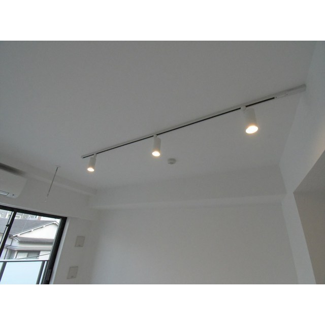 ルネサンスコート新宿余丁町 内観