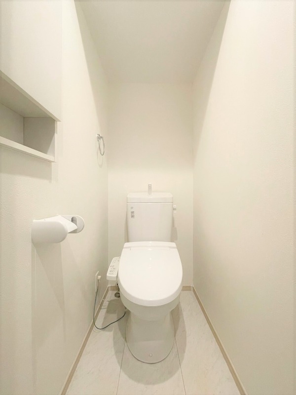 レガーレ千歳烏山2階 別部屋