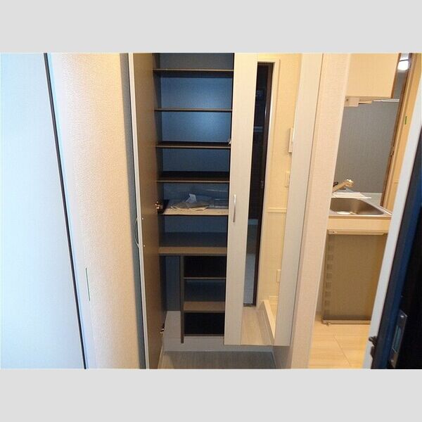 Biz STAY 木更津 玄関