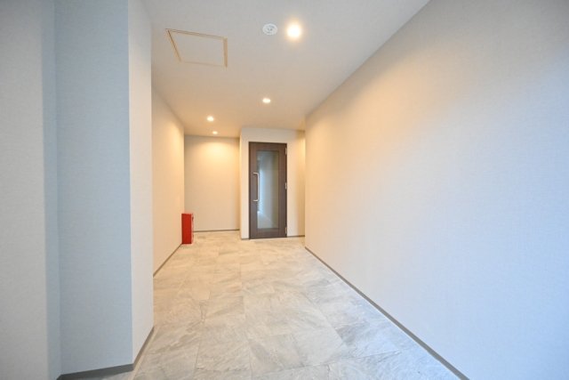 Ｋｍｓ　ｃｏｙｏ西日暮里1階 エントランス