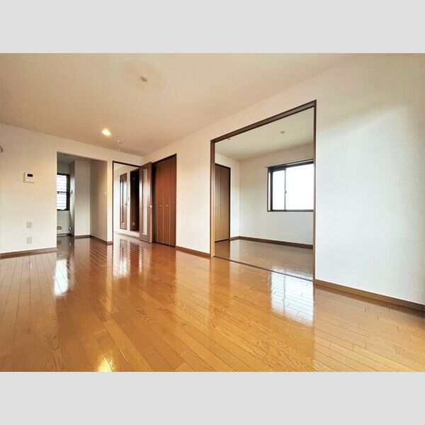 ボヌール LDK12帖