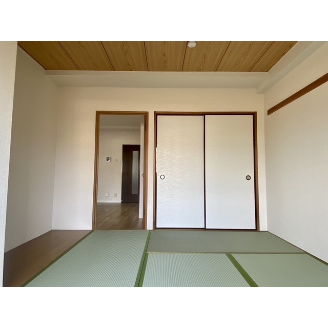 ＵＮＯ　ＰＡＬＡＣＥ105号室 和室