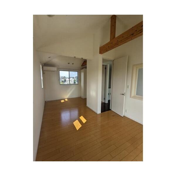 フォレストハウス緑台 リビング