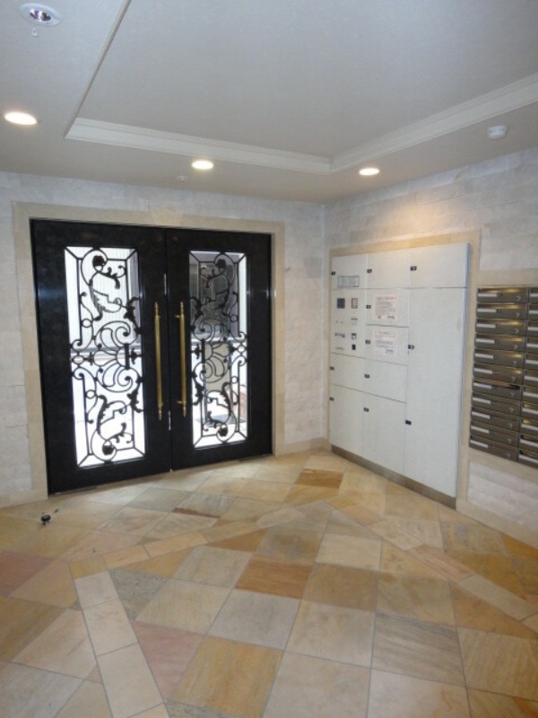 トーシンフェニックス日本橋兜町弐番館 エントランス