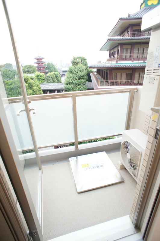 リブリ・セントフィールド バルコニー