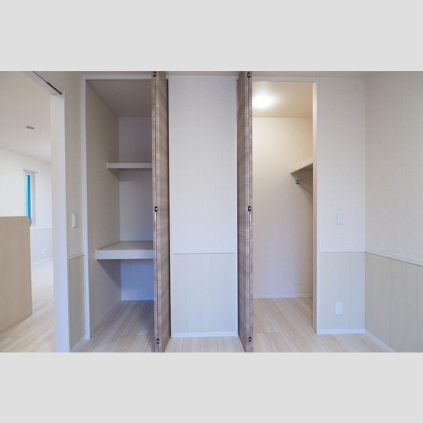 リゾラパレス 収納