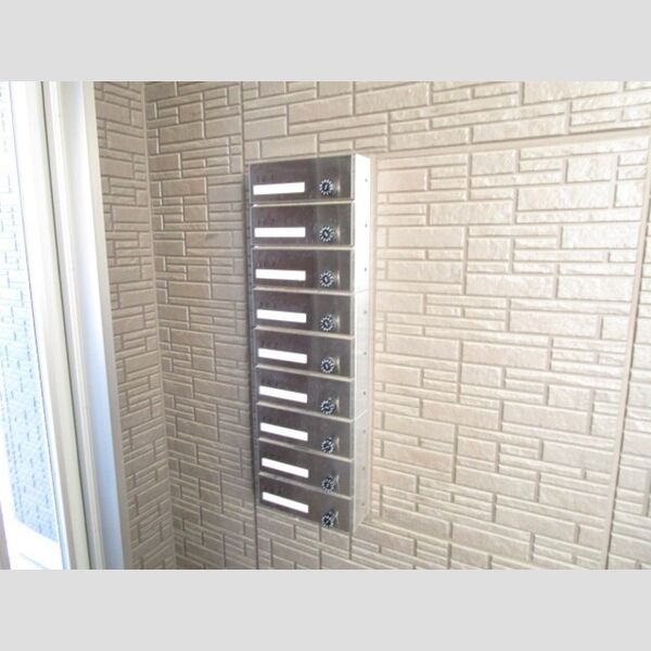 リヴェールコート 集合ポスト