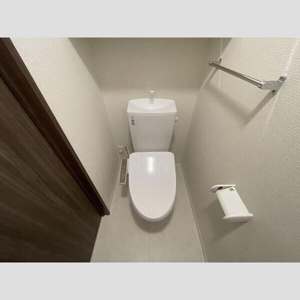 レグルス105号室 温水洗浄便座付きトイレ